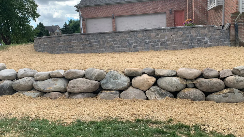 Driveway Retaining Wall With Large Boulder Retaining Wall